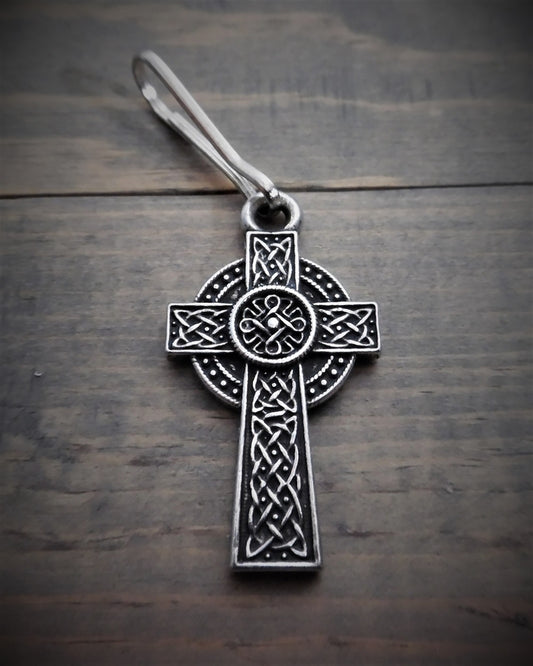 BZP-21 Celtic Cross Zipper Pull